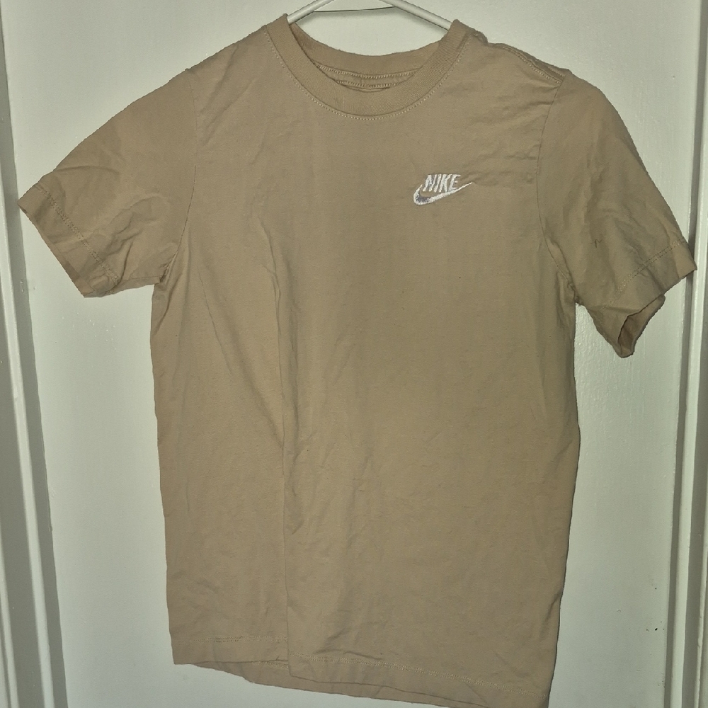 Nike Beige Short Sleeve Tee